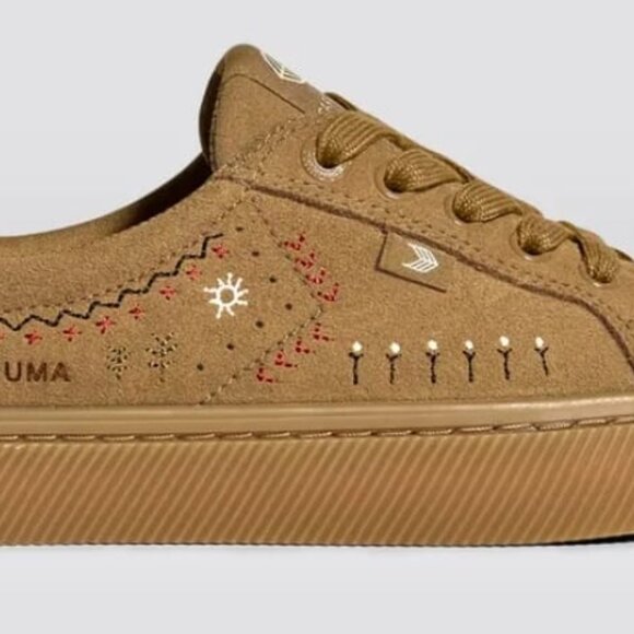 NEW! CARIUMA ALL CAMEL EMRBOIDERED SUEDE SHOES - WOMEN'S  SIZE 7.5 - MEN SIZE 6 - Picture 7 of 7